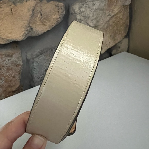 Justin Top Grain Cowhide Leather Ivory and Gold Belt Size 32 main image 8